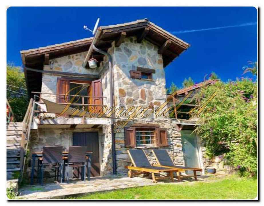 Immogold super renoviertes Naturstein Rustico in toller Lage mit herrlichem Panoramaseeblick