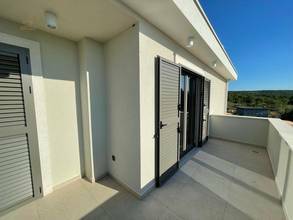 Thumbnail von Nieuwe villa met mediterrane elementen en zwembad in panoramalocatie met uitzicht op zee