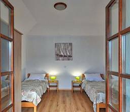 Thumbnail von Śródziemnomorska willa z basenem w pobliżu morza, wyspa Ugljan