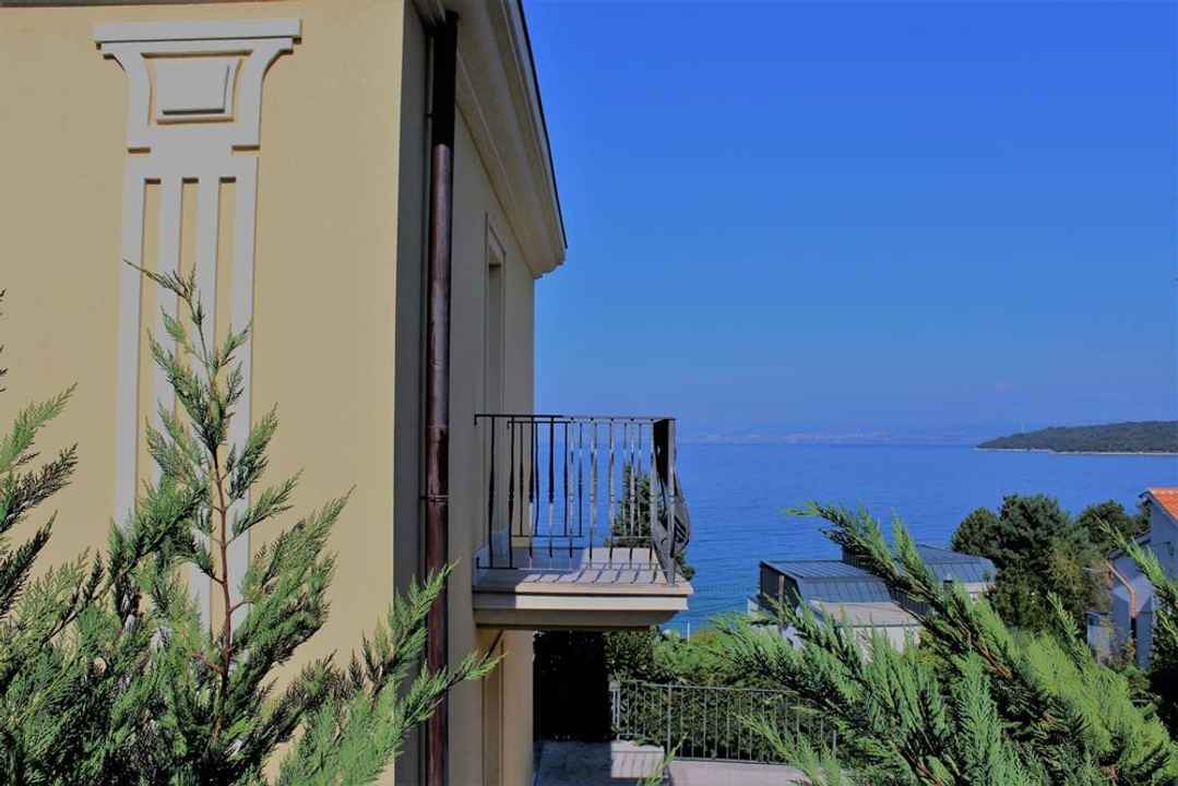 Villa im mediterranen Stil in der Nähe zum Meer