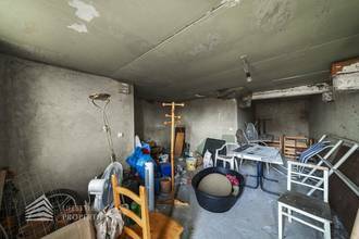 Thumbnail von Geräumiges Einfamilienhaus mit großen Garten