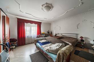 Thumbnail von Geräumiges Einfamilienhaus mit großen Garten