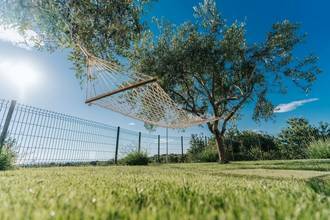 Thumbnail von Moderne Luxusvilla mit Swimmingpool und Meerblick, Region Porec