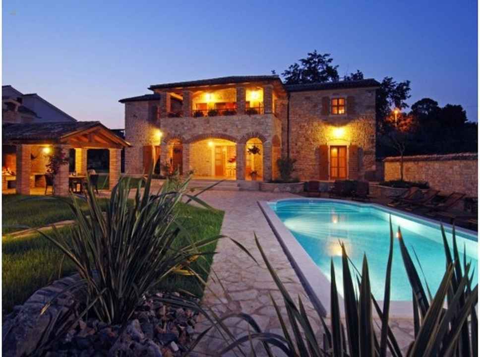 Traumhafte Villa in mediterranem Stil