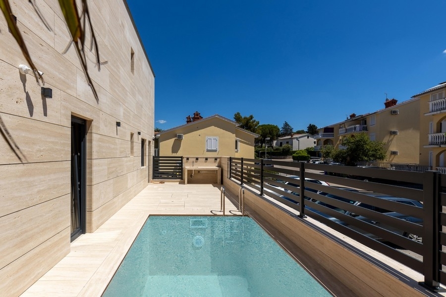 Thumbnail von Modernes Luxus-Appartement mit Pool