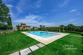 Thumbnail von Очаровательное природное каменное поместье с бассейном в панорамном расположении