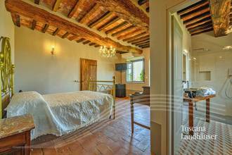 Thumbnail von Очаровательное природное каменное поместье с бассейном в панорамном расположении