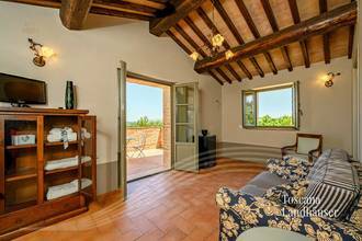 Thumbnail von Очаровательное природное каменное поместье с бассейном в панорамном расположении