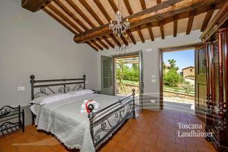 Thumbnail von Очаровательное природное каменное поместье с бассейном в панорамном расположении