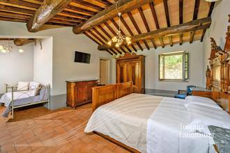 Thumbnail von Очаровательное природное каменное поместье с бассейном в панорамном расположении