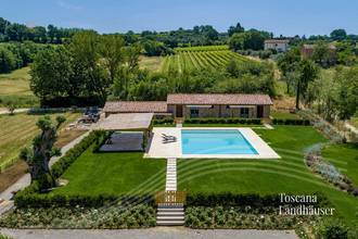 Thumbnail von Очаровательное природное каменное поместье с бассейном в панорамном расположении