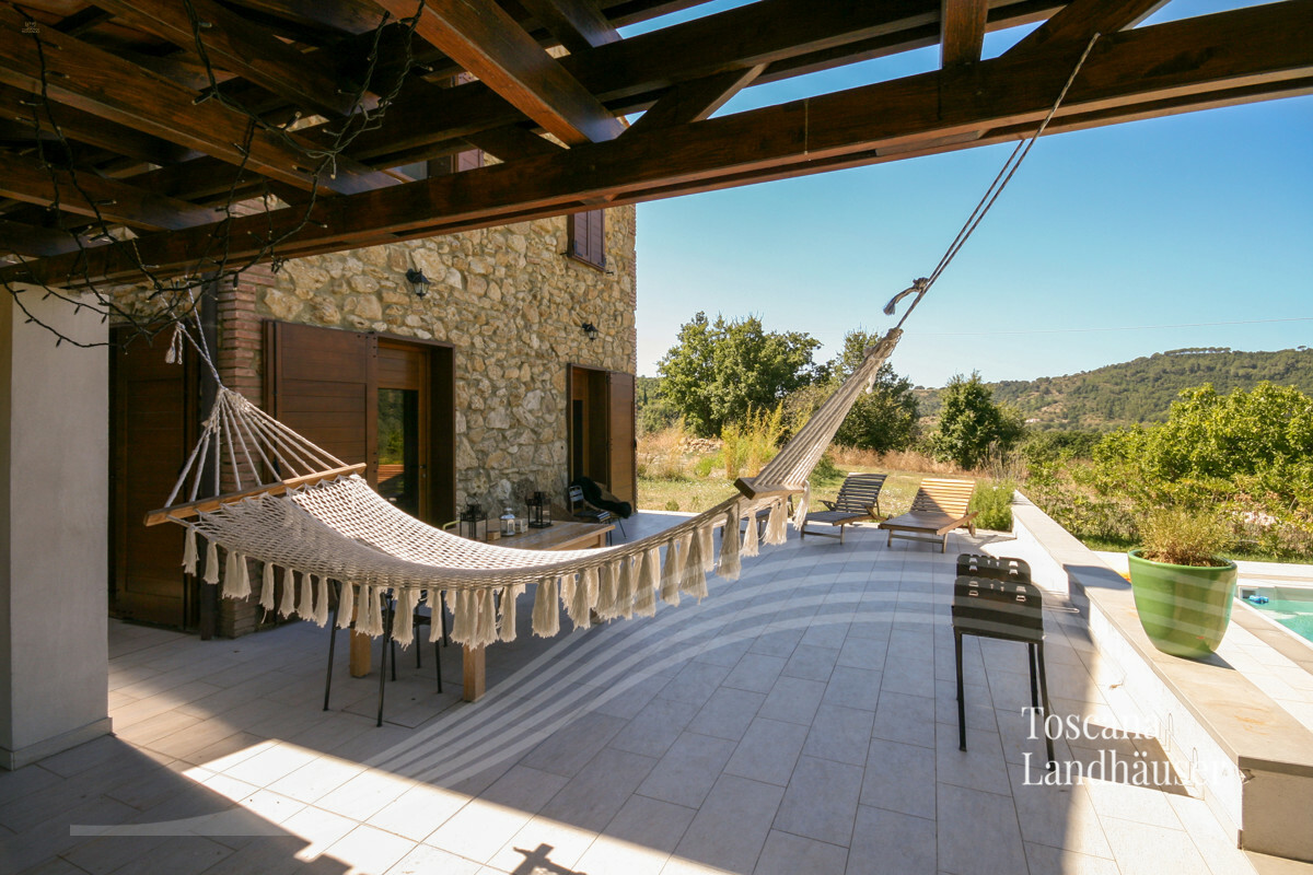 Thumbnail von Neubau im Rusticostil mit modernem Wohnkomfort und Pool