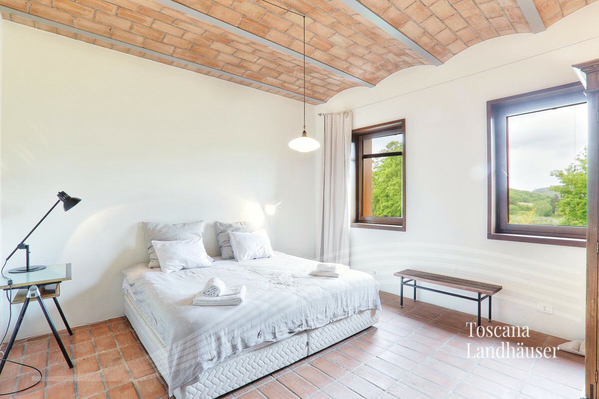 Thumbnail von Neubau im Rusticostil mit modernem Wohnkomfort und Pool