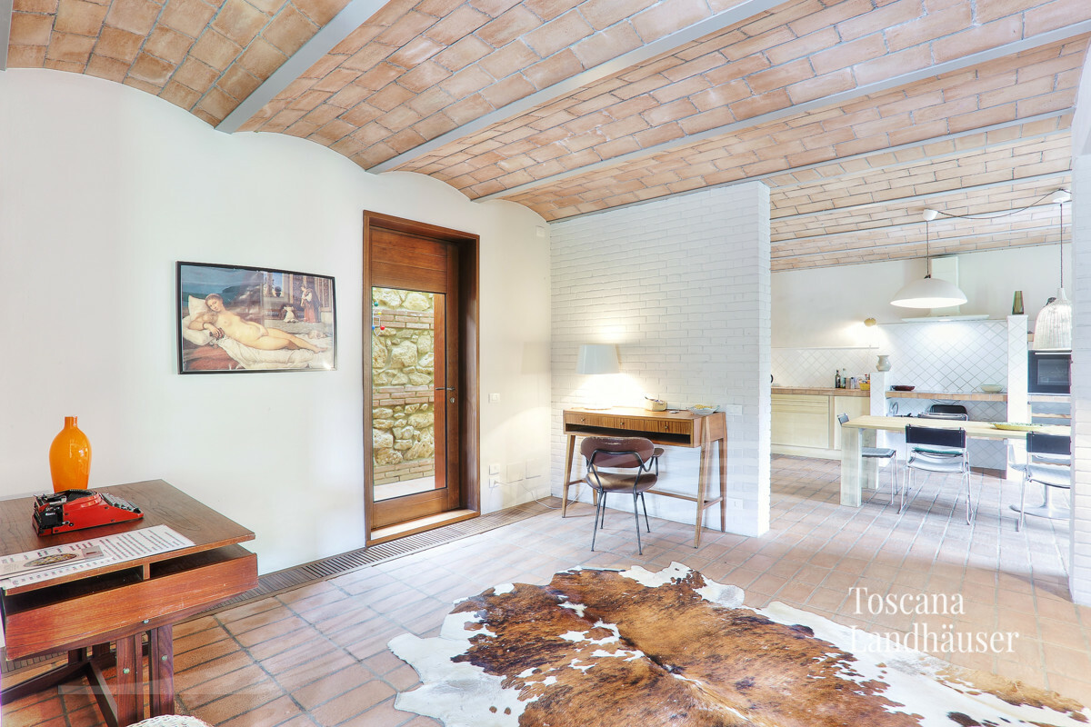 Thumbnail von Neubau im Rusticostil mit modernem Wohnkomfort und Pool