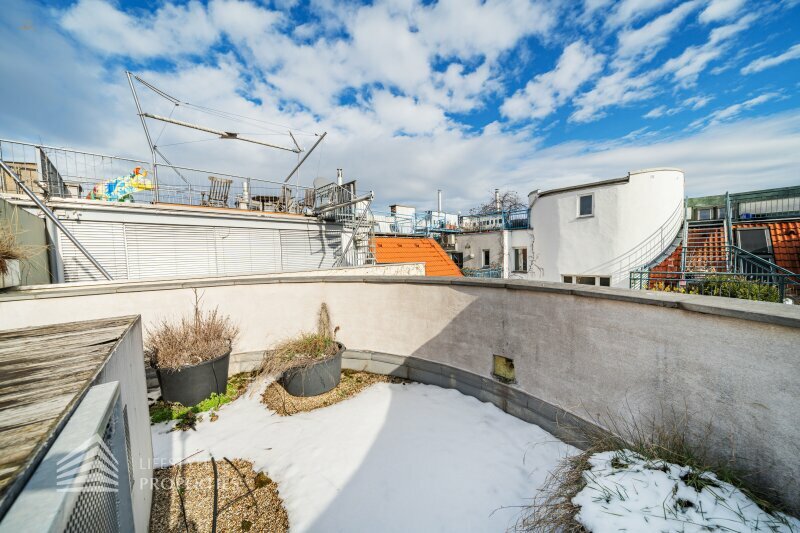 Thumbnail von Lichtdurchflutete Maisonette-Wohnung mit Dachterrasse, Nähe Arenbergpark