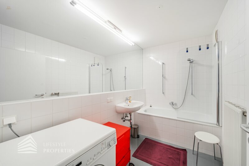 Thumbnail von Lichtdurchflutete Maisonette-Wohnung mit Dachterrasse, Nähe Arenbergpark