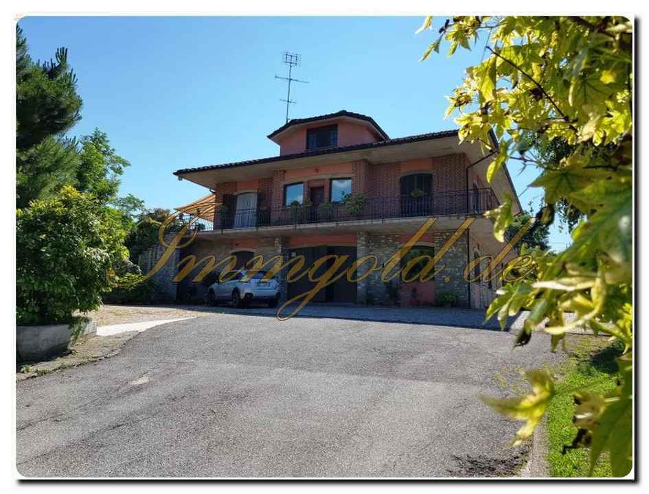 Immogold, aparte Villa in sonniger Lage mit parkähnlichem Areal