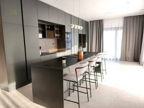 Thumbnail von Moderne Villa mit Infinity-Pool und Meerblick