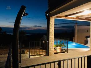 Thumbnail von Attraktive Villa mit Meerblick in ruhiger Lage, Region Karlobag