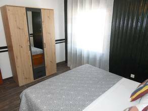 Thumbnail von Haus mit drei Wohnungen in der 1. Reihe zum Meer