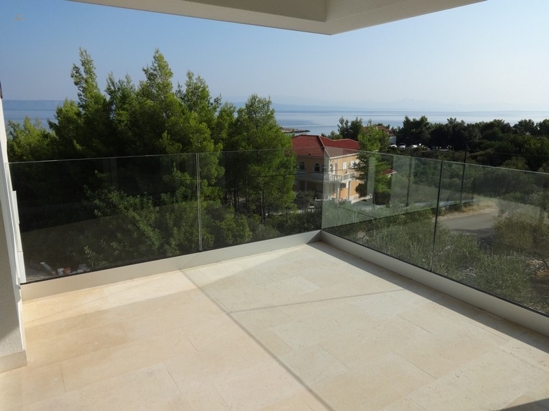 Möblierte Wohnung im Dachgeschoss mit schönem Meerblick