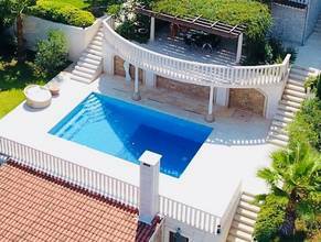 Thumbnail von Repräsentative Villa direkt am Meer, Insel Ciovo