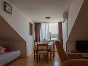 Thumbnail von Doppelhaushälfte mit vier Wohnungen