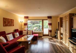 Thumbnail von Haus zum Kauf in 28717 Bremen, begehrte Lage in Bremen-Lesum