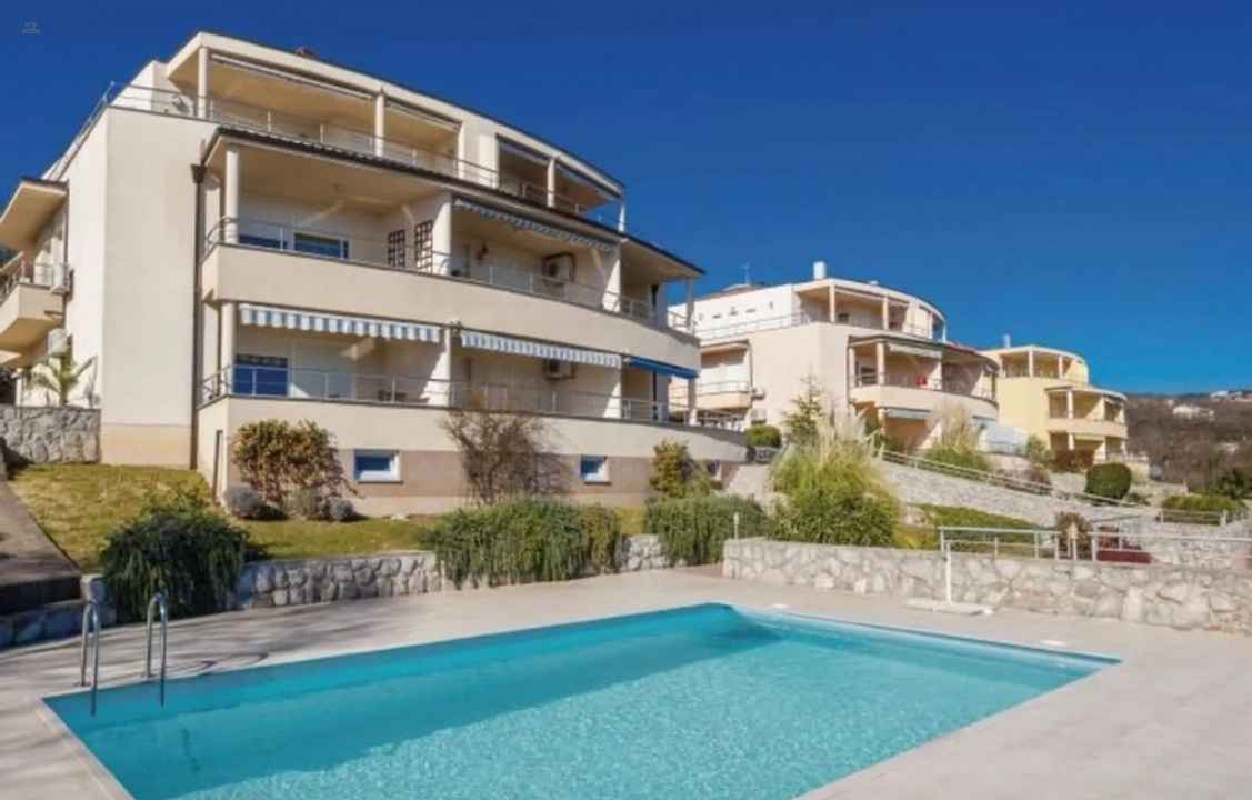 Appartement mit wunderschönem Meerblick und Community-Pool