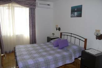 Thumbnail von Senj, Kvarner: Haus direkt am Meer mit 4 Wohnungen