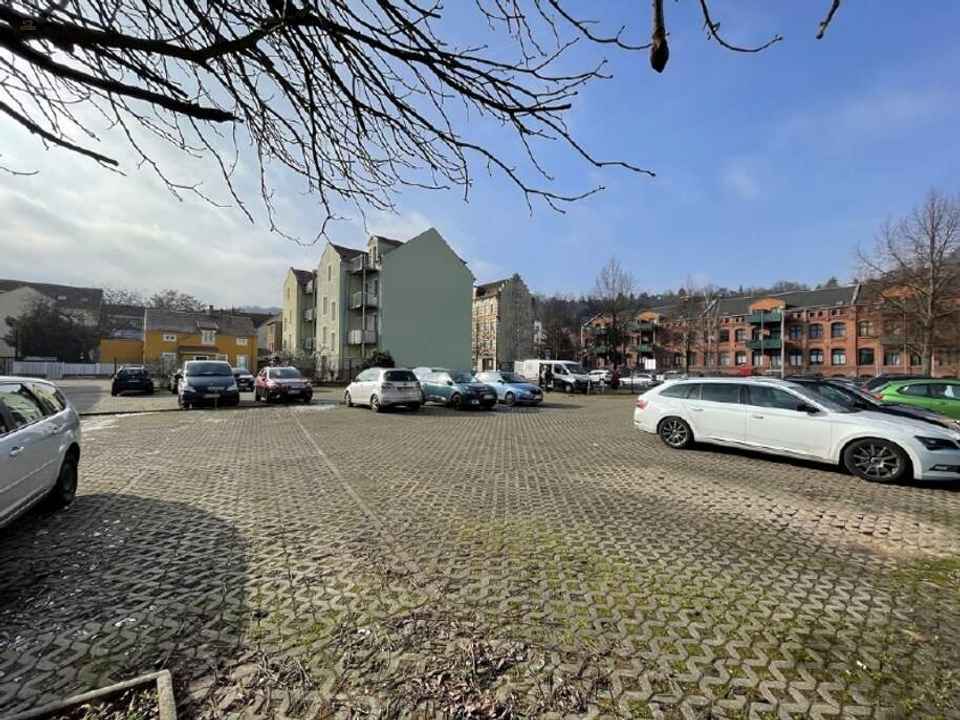 Grundstück in zentraler Lage in Meißen - genutzt als Parkplatz - zum Kauf!