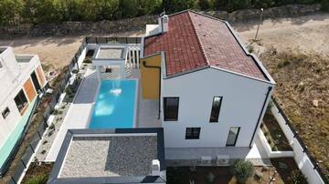 Thumbnail von Moderner Neubau mit schönem Meerblick