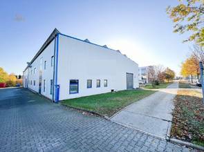 Thumbnail von Autobahnnah | Hallenkomplex mit Kranbahnen zum Eigennutz