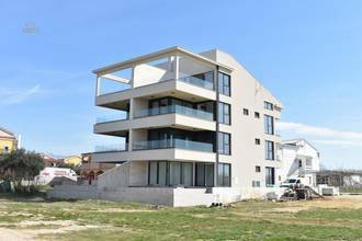 Thumbnail von Modernes Penthouse direkt am Meer