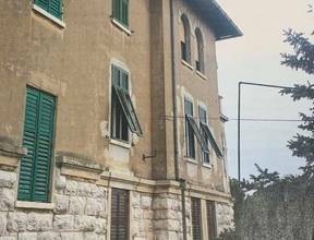 Thumbnail von Wohnung mit schönem Meerblick in traditioneller Villa