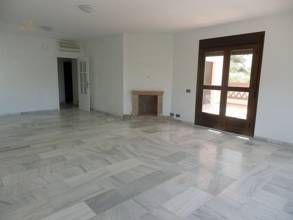 Thumbnail von villa for sale in - Cerros del Aguila