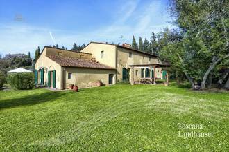 Thumbnail von Antikes Landhaus mit Nebengebäude in Mitten der Weinberge von Bolgheri