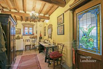 Thumbnail von Auf der Hügelkuppe befindliches Anwesen mit traumhaftem Panoramablick und Pool