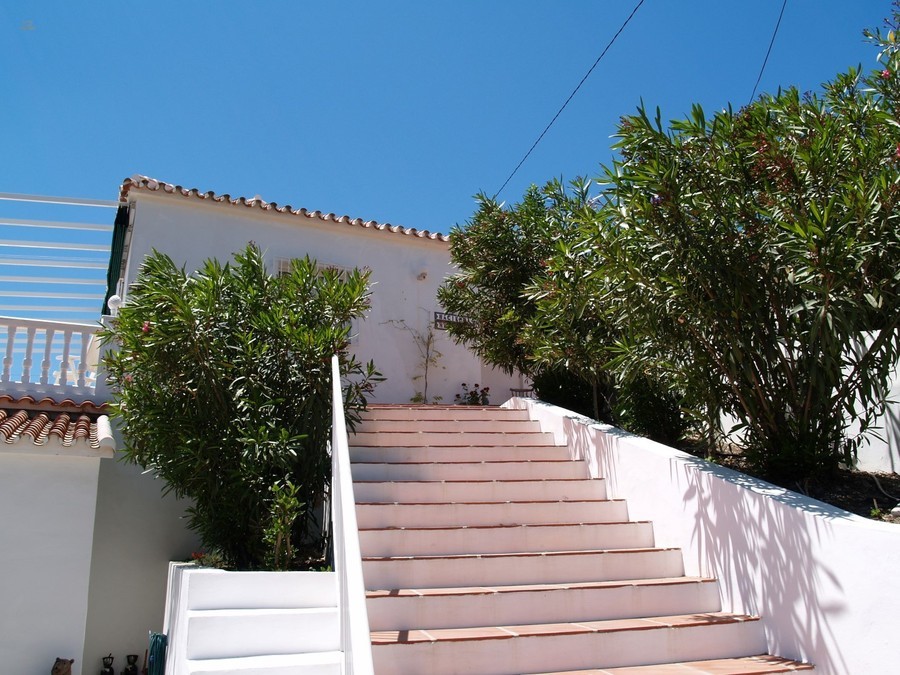 Thumbnail von villa for sale in - Torrox