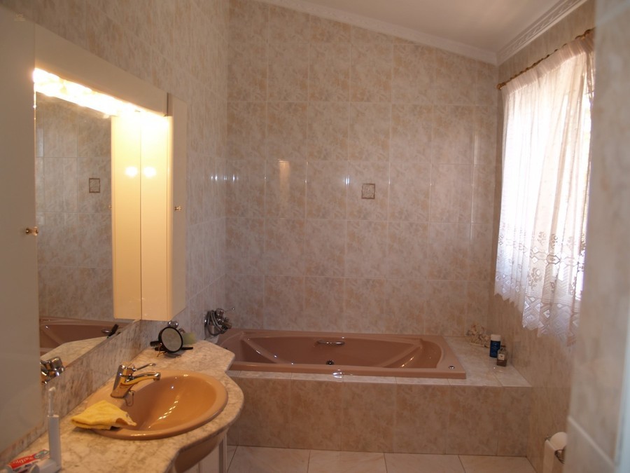 Thumbnail von villa for sale in - Torrox