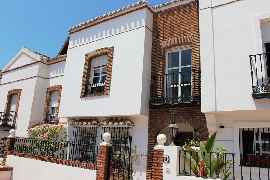villa for sale in - Malaga Este 