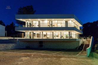 Thumbnail von Moderne Luxusvilla mit Swimmingpool und Meerblick, Insel Hvar