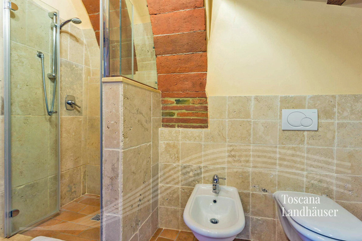 Thumbnail von Fantastisches Anwesen mit Nebengebäude und Pool