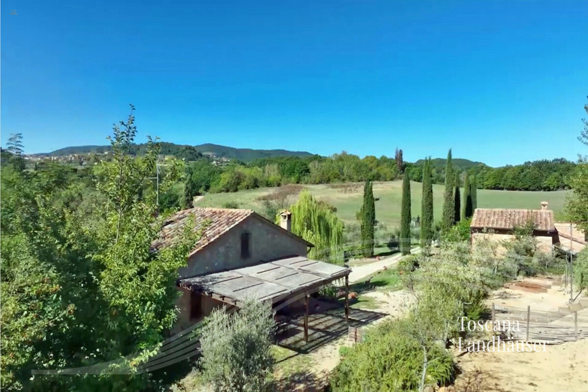 Thumbnail von Fantastisches Anwesen mit Nebengebäude und Pool