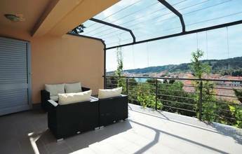 Thumbnail von Haus in sehr attraktiver Lage mit schönem Meerblick