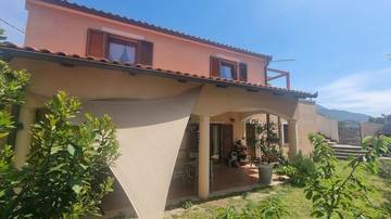 Thumbnail von Haus mit zwei Appartements nahe dem Meer