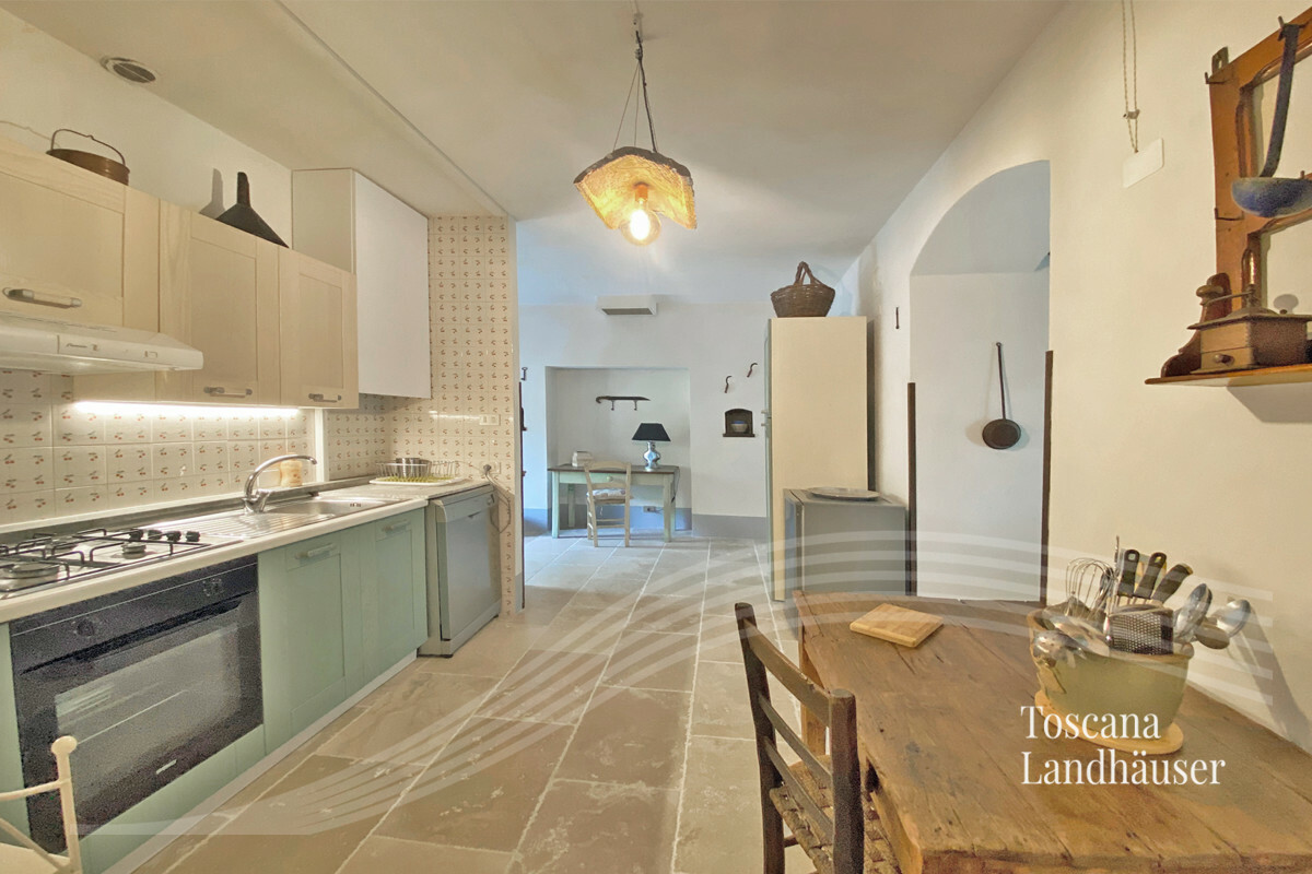 Thumbnail von Charmantes Landhaus in Panoramalage mit Pool