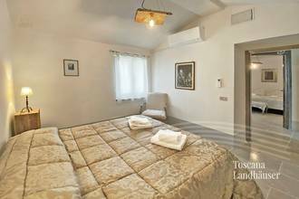 Thumbnail von Charmantes Landhaus in Panoramalage mit Pool