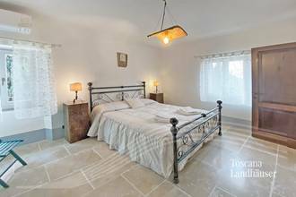 Thumbnail von Charmantes Landhaus in Panoramalage mit Pool