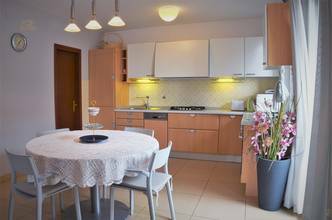 Thumbnail von Attraktives Haus mit vier Wohnungen nahe dem Meer